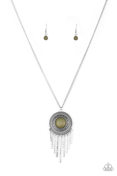 Bon VOYAGER - Green Necklace