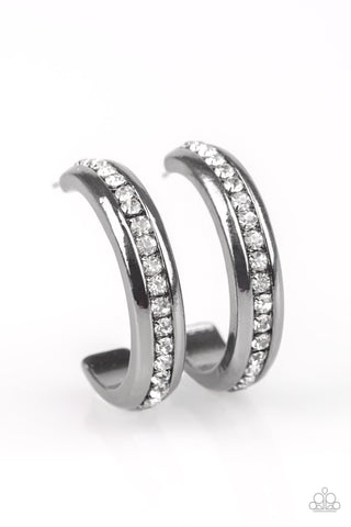 5th Avenue Fashionista - Black Earrings