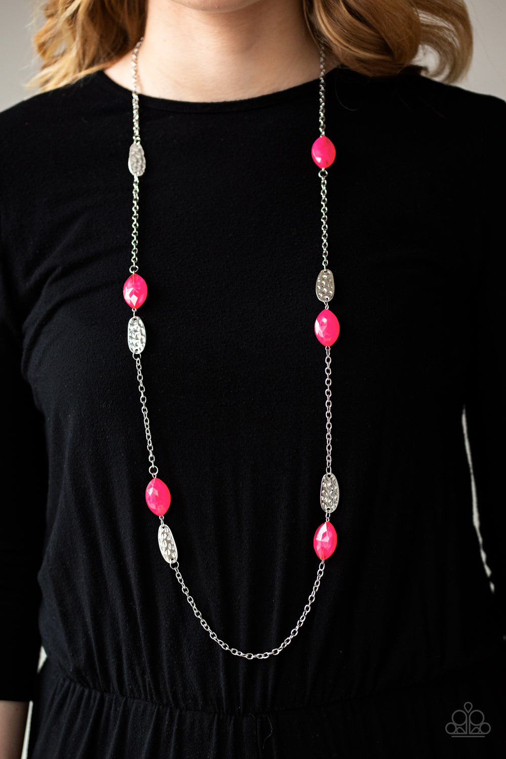 Beachfront Beauty - Pink Necklace