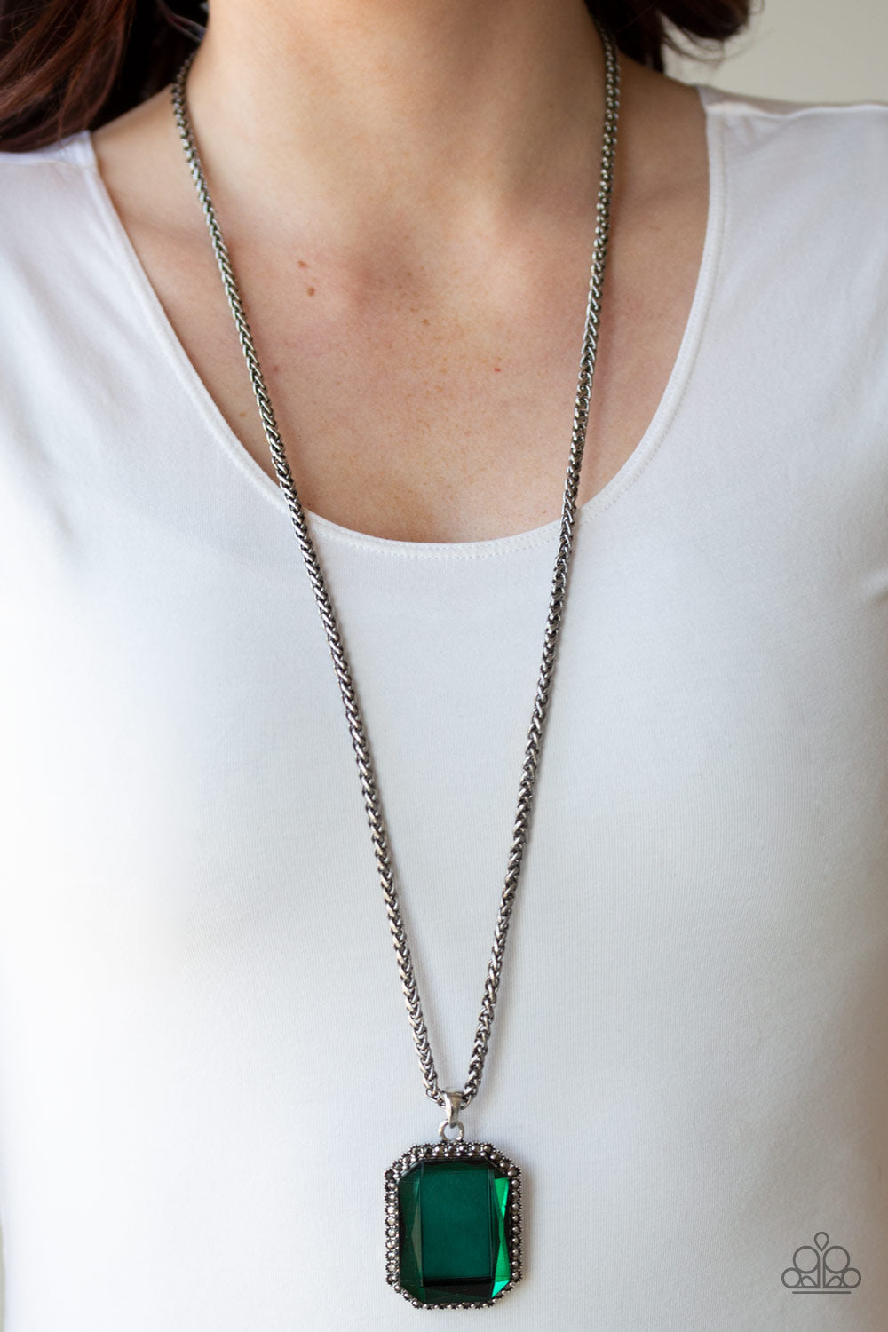 Let Your HEIR Down - Green Necklace
