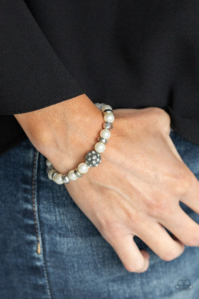 Twinkling Timelessness - White Bracelet