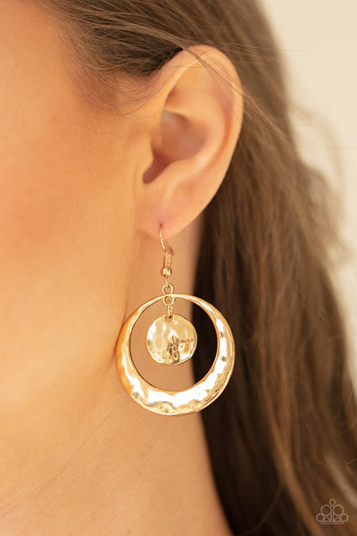 Rounded Radiance - Gold Earrings